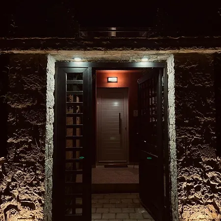 Διαμέρισμα Nerita's Country Nea Tirins