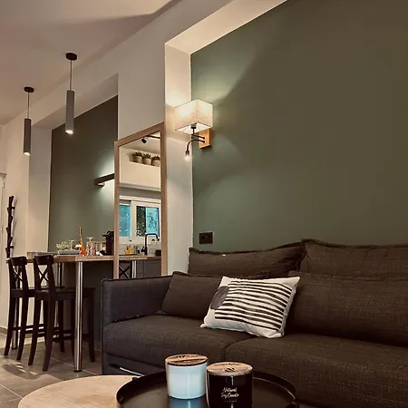 Nerita's Country Apartamento Nea Tirins